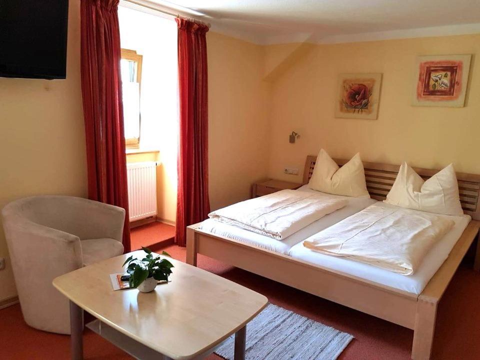 Edelweiß Hotel